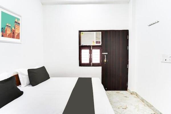 10BHK 10Baths
